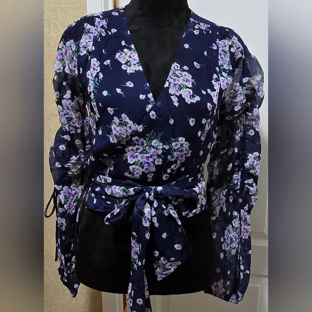 2 Left!! Navy Floral Print Ruched Detail Sleeve Wrap Top #403-405 - Picture 5 of 9